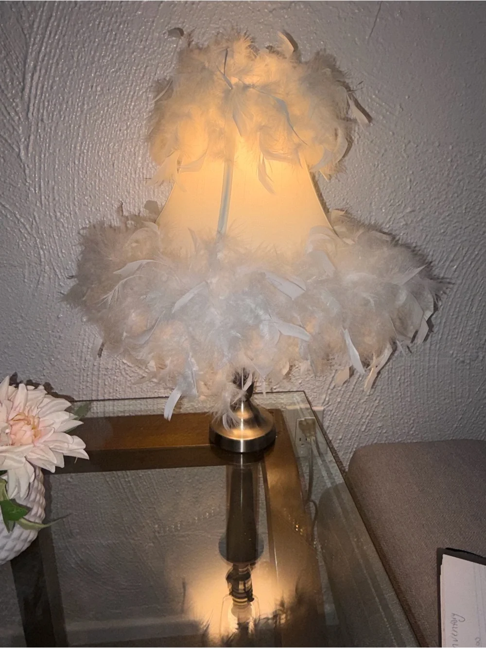 Hollywood Regency White Feather Table Nightstand Lamp Coquette Decor
